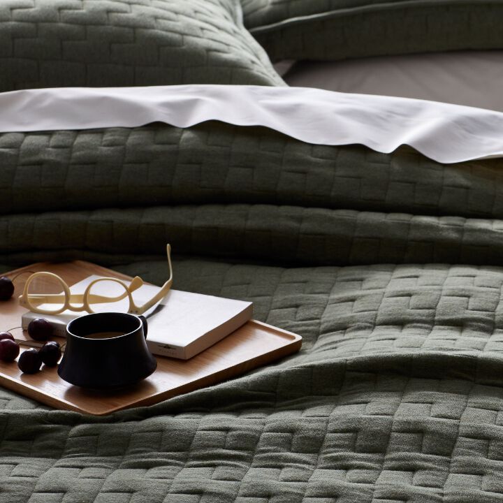 Quality bedding store
