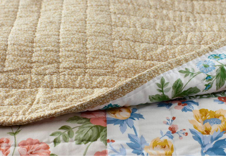 The Beauty of Patchwork: Quilt Styles and Patterns