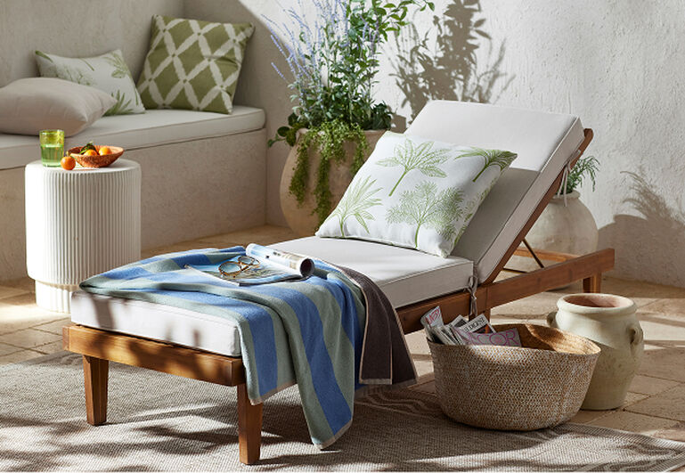 7 Ways to Update Outdoor Decor for Summer Entertaining