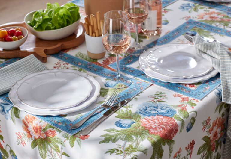 Guide to Mixing, Matching, and Layering Table Linens