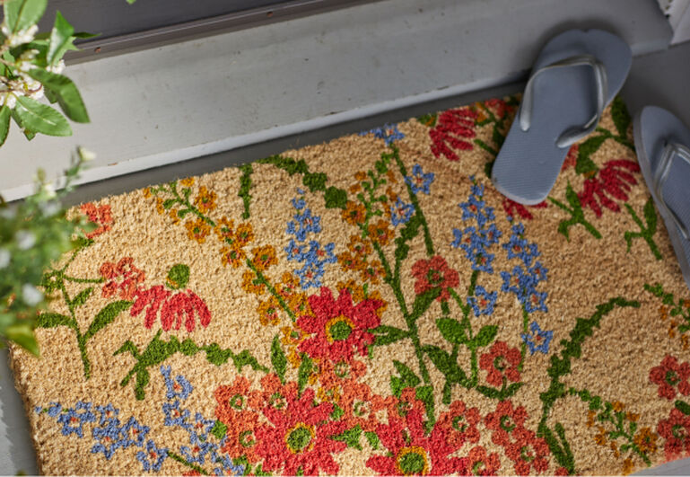 How To Keep Doormats and Entry Rugs Clean for a Lovely First Impression