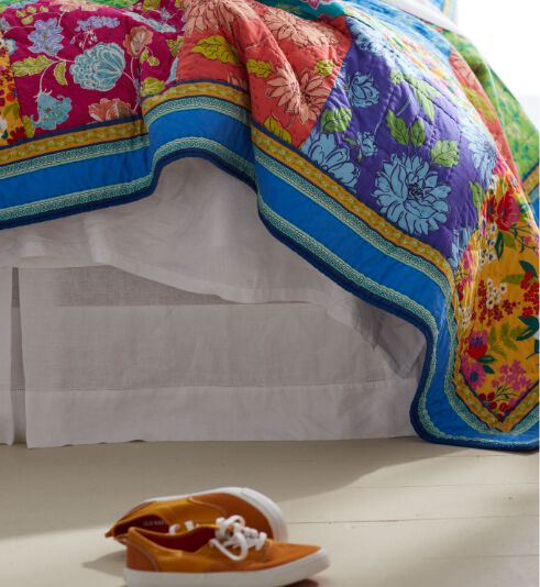 quilt with bed skirt