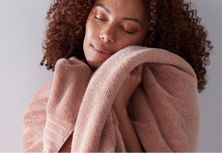 How To Keep Bath Towels Soft and Fluffy