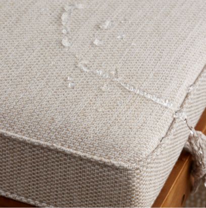 Cushion with water droplets